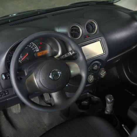 NISSAN March 1.0 12V 4P S FLEX, Foto 4