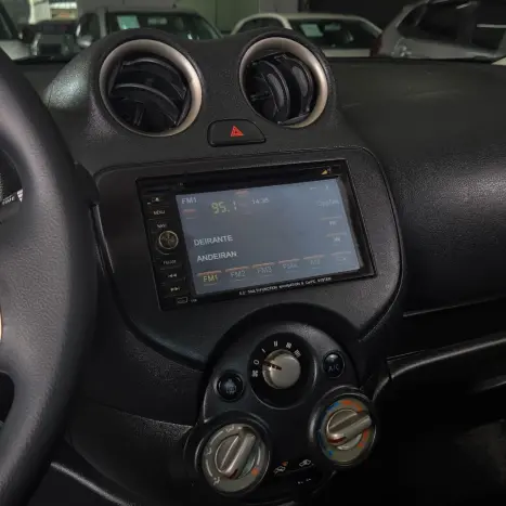 NISSAN March 1.0 12V 4P S FLEX, Foto 16