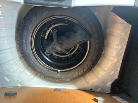 NISSAN March 1.0 12V 4P S FLEX, Foto 15