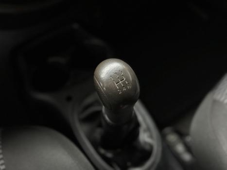 NISSAN March 1.0 12V 4P S FLEX, Foto 4