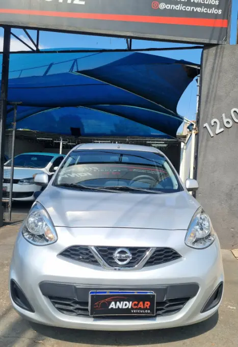 NISSAN March 1.0 12V 4P S FLEX, Foto 2