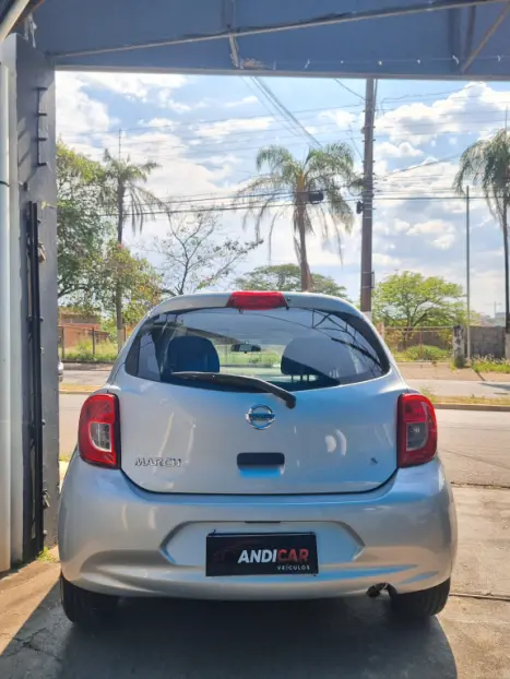 NISSAN March 1.0 12V 4P S FLEX, Foto 5