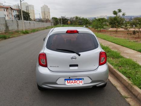 NISSAN March 1.0 12V 4P S FLEX, Foto 2
