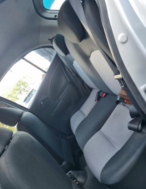 NISSAN March 1.0 16V 4P S FLEX, Foto 2