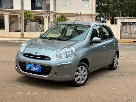 NISSAN March 1.0 16V 4P S FLEX, Foto 2