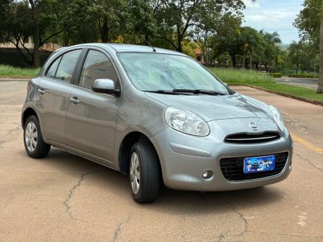 NISSAN March 1.0 16V 4P S FLEX, Foto 6