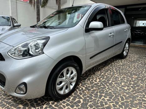 NISSAN March 1.0 16V 4P SV FLEX, Foto 10