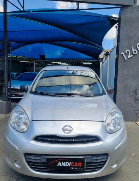 NISSAN March 1.0 16V 4P S FLEX, Foto 2