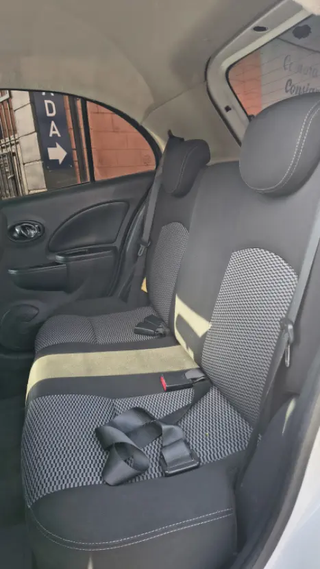 NISSAN March 1.0 16V 4P SV FLEX, Foto 11