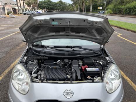 NISSAN March 1.6 16V 4P SL FLEX, Foto 6