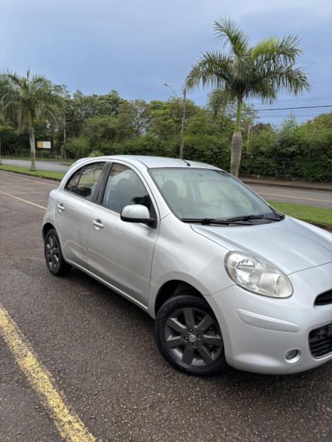 NISSAN March 1.6 16V 4P SL FLEX, Foto 3