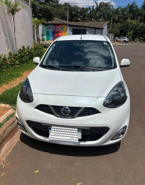 NISSAN March 1.6 16V 4P SL FLEX, Foto 2