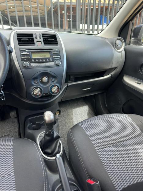 NISSAN March 1.6 16V 4P SV FLEX, Foto 8