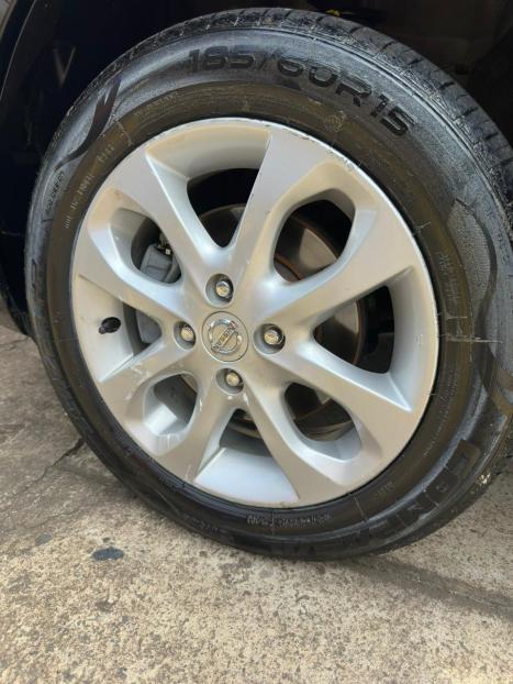 NISSAN March 1.6 16V 4P SV FLEX, Foto 12