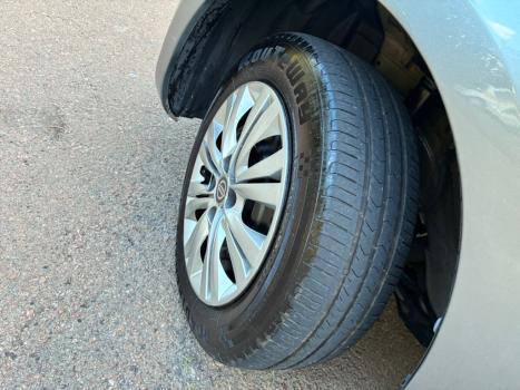 NISSAN March 1.6 16V 4P S FLEX, Foto 8