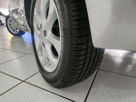 NISSAN March 1.6 16V 4P SV FLEX AUTOM�TICO CVT, Foto 14