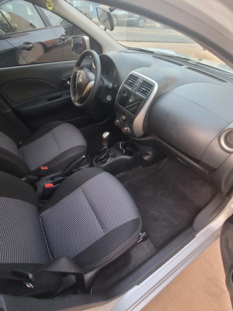 NISSAN March 1.6 16V 4P SV FLEX, Foto 9