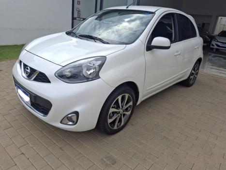 NISSAN March 1.6 16V 4P SL FLEX, Foto 2