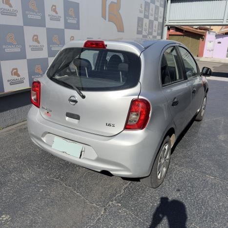 NISSAN March 1.6 16V 4P S FLEX, Foto 4