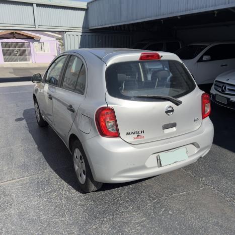 NISSAN March 1.6 16V 4P S FLEX, Foto 6