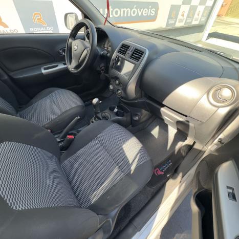 NISSAN March 1.6 16V 4P S FLEX, Foto 9