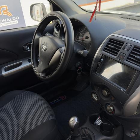 NISSAN March 1.6 16V 4P S FLEX, Foto 12