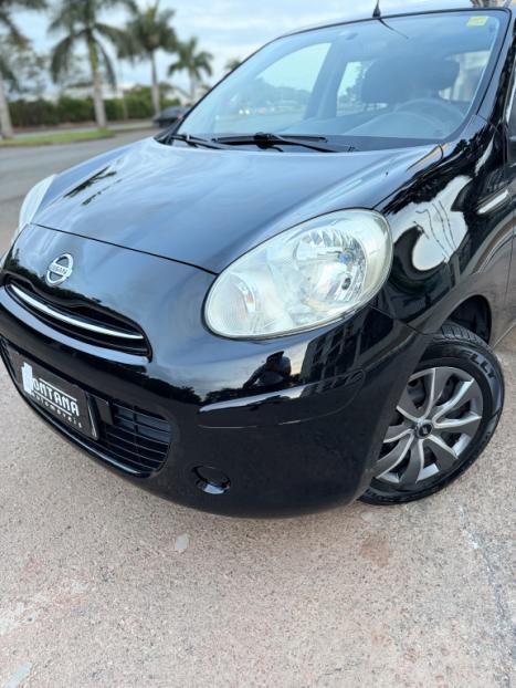 NISSAN March 1.6 16V 4P S FLEX, Foto 4