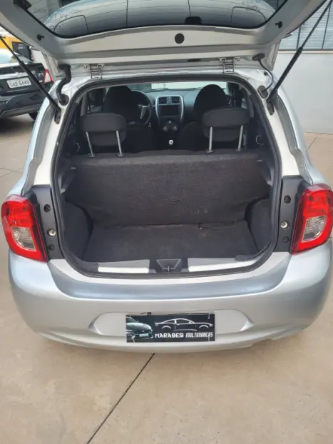 NISSAN March 1.6 16V 4P SV FLEX, Foto 13