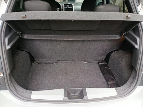 NISSAN March 1.6 16V 4P SL FLEX AUTOM�TICO CVT, Foto 4