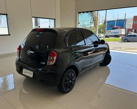 NISSAN March 1.6 16V 4P S FLEX, Foto 6