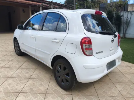NISSAN March 1.6 16V 4P SV FLEX, Foto 5