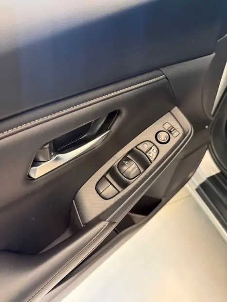 NISSAN Sentra 2.0 16V 4P ADVANCE XTRONIC AUTOM�TICO, Foto 14