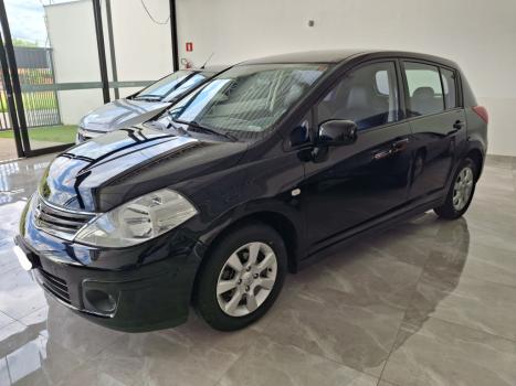 NISSAN Tiida Hatch 1.8 16V 4P S FLEX, Foto 1