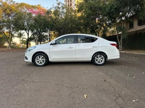 NISSAN Versa Sedan 1.6 16V 4P FLEX SL, Foto 4