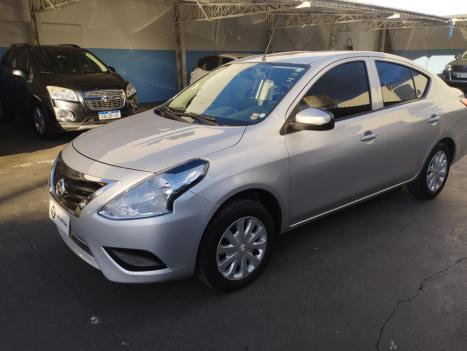 NISSAN Versa Sedan 1.0 4P FLEX S, Foto 1