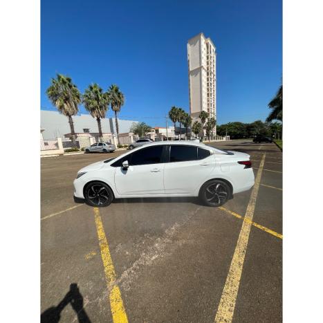 NISSAN Versa Sedan 1.6 16V 4P FLEX EXCLUSIVE XTRONIC AUTOM�TICO CVT, Foto 2