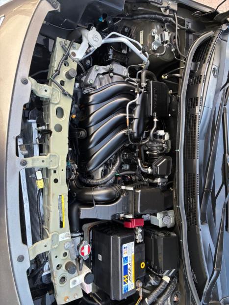 NISSAN Versa Sedan 1.6 16V 4P FLEX SV, Foto 5