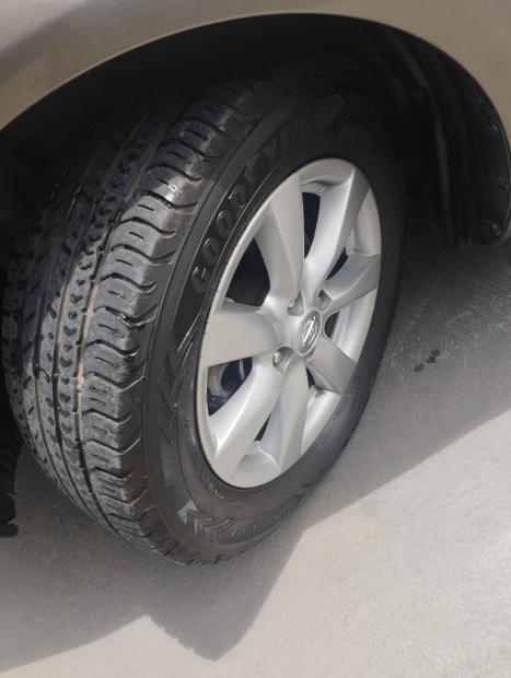 NISSAN Versa Sedan 1.6 16V 4P FLEX SL, Foto 9