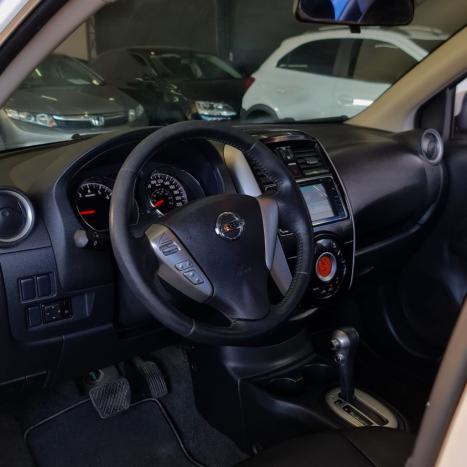 NISSAN Versa Sedan 1.6 16V 4P SL FLEX XTRONIC AUTOM�TICO CVT, Foto 9