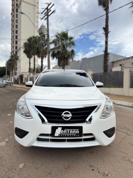 NISSAN Versa Sedan 1.0 4P FLEX S, Foto 2