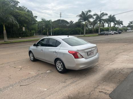 NISSAN Versa Sedan 1.6 16V 4P FLEX SV, Foto 4