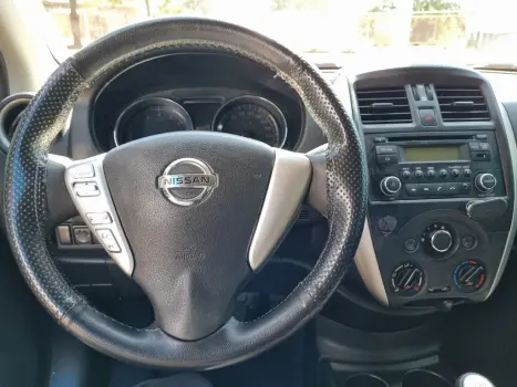 NISSAN Versa Sedan 1.6 16V 4P FLEX SV, Foto 7