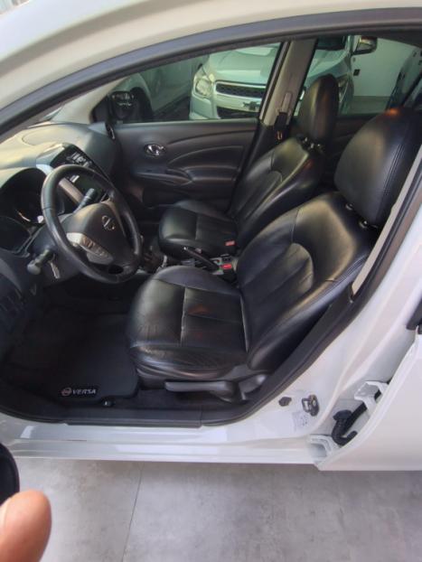 NISSAN Versa Sedan 1.6 16V 4P UNIQUE FLEX, Foto 6