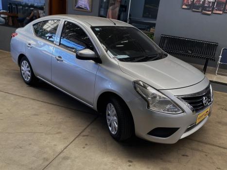 NISSAN Versa Sedan 1.0 4P FLEX, Foto 2