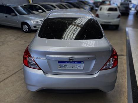 NISSAN Versa Sedan 1.0 4P FLEX, Foto 4
