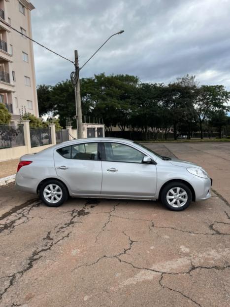 NISSAN Versa Sedan 1.6 16V 4P FLEX SL, Foto 4