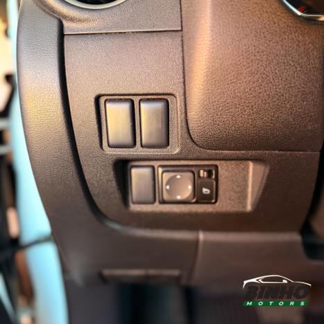 NISSAN Versa Sedan 1.6 16V 4P SV FLEX XTRONIC AUTOM�TICO CVT, Foto 20