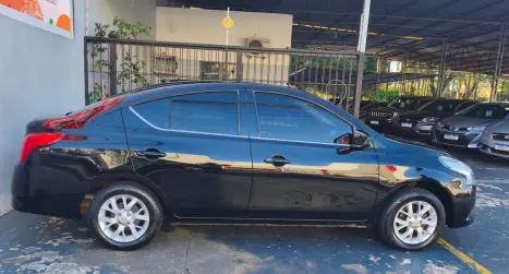 NISSAN Versa Sedan 1.6 16V 4P FLEX SL, Foto 3
