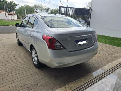 NISSAN Versa Sedan 1.6 16V 4P FLEX SL, Foto 4
