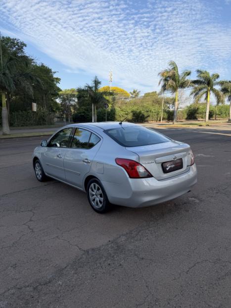 NISSAN Versa Sedan 1.6 16V 4P FLEX SV, Foto 6